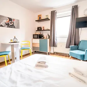 https://chilly-studio-super-central.hotelsheidelberg.net