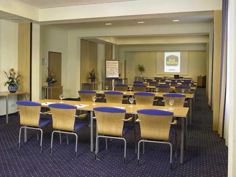 Tryp By Wyndham Luebeck Aquamarin Hotel