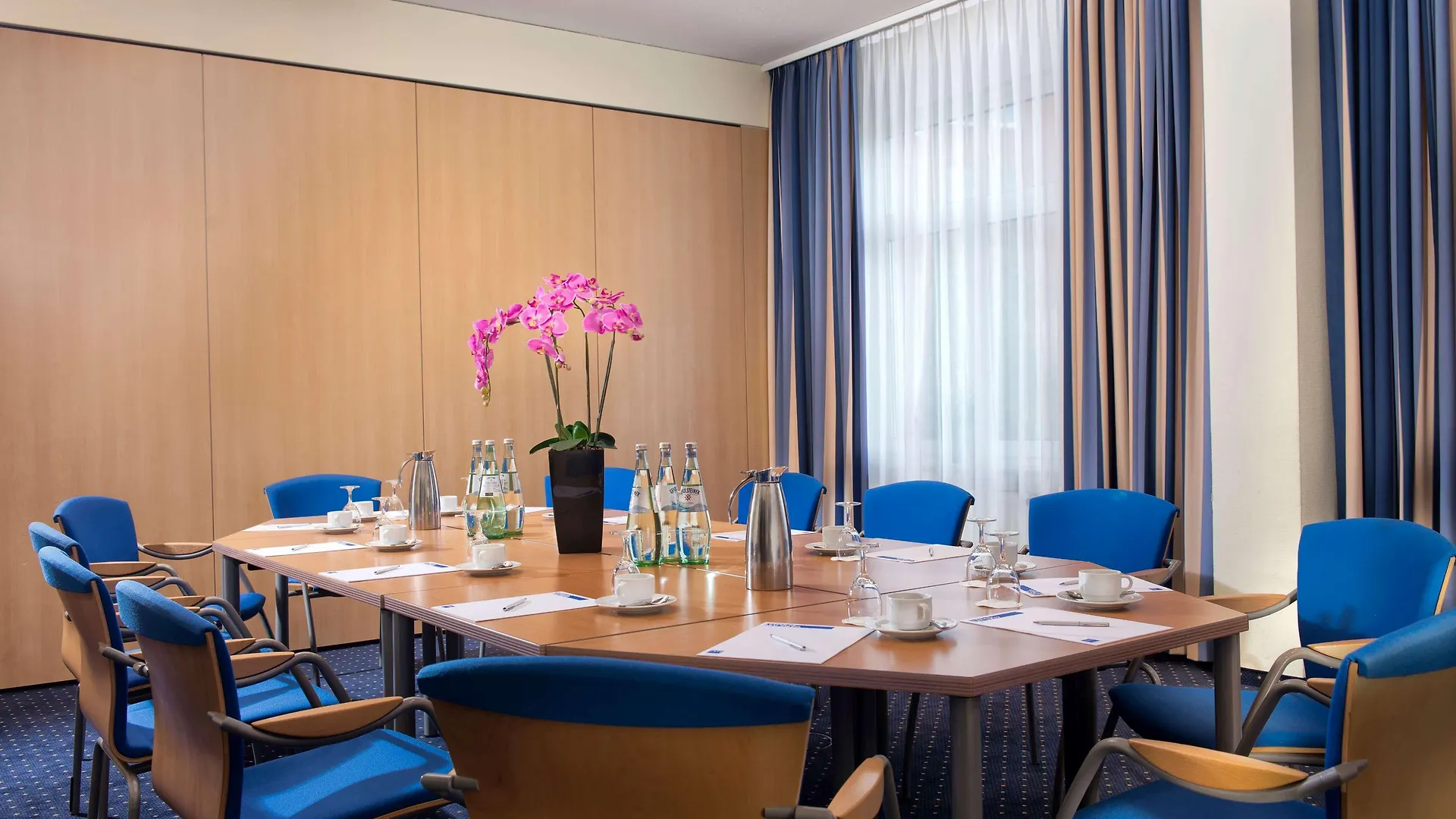 Tryp By Wyndham Luebeck Aquamarin Hotel Germany